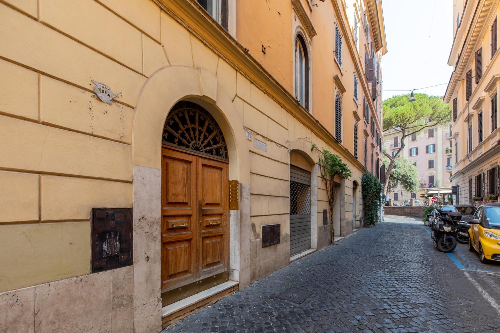 Iflat Quiet & Cozy A Few Steps From Vatican Apartment *